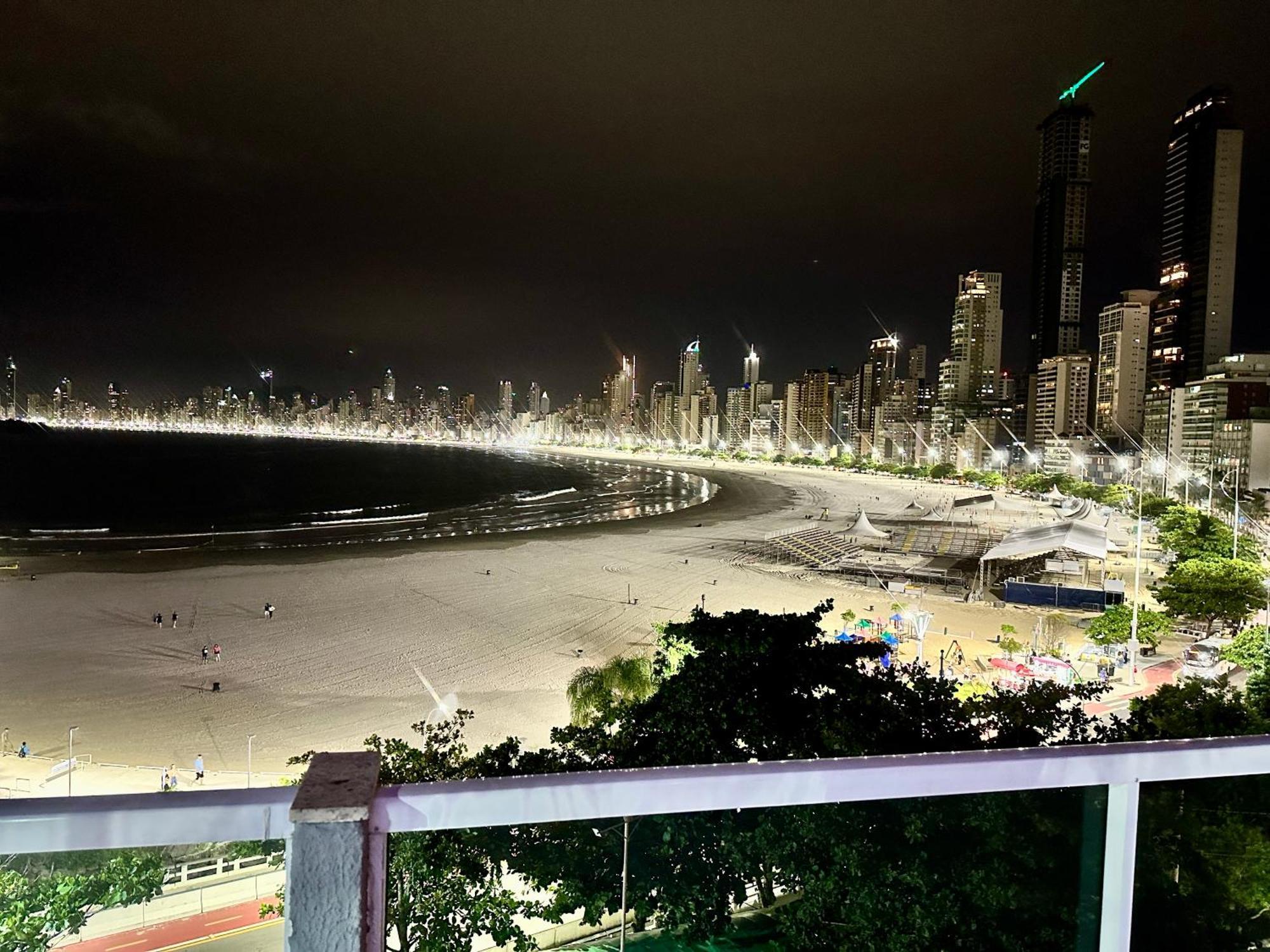 Studio Pe Na Areia II Balneário Camboriú المظهر الخارجي الصورة
